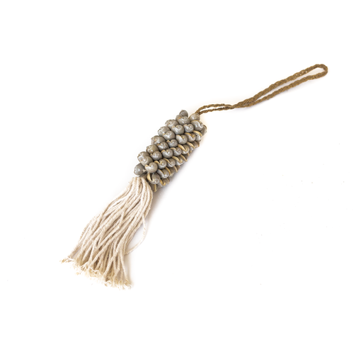 Hanging Grey Shell With Cream Tassel