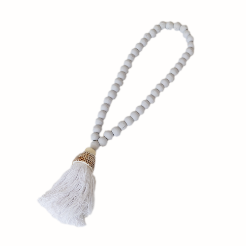 Hanging Beaded Tassel With Shell - White