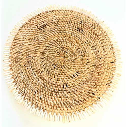 Cowrie & Rattan Placemat - Cream & Natural